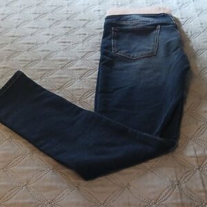 SO Girl's stretch denim jeans.